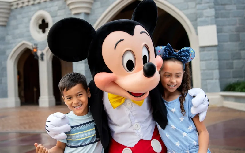 KIds_Mickey_TAS